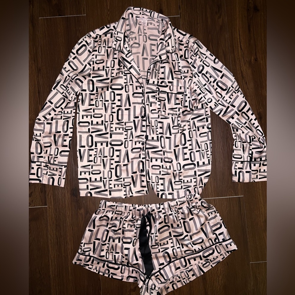 Victoria Secret Pajama set